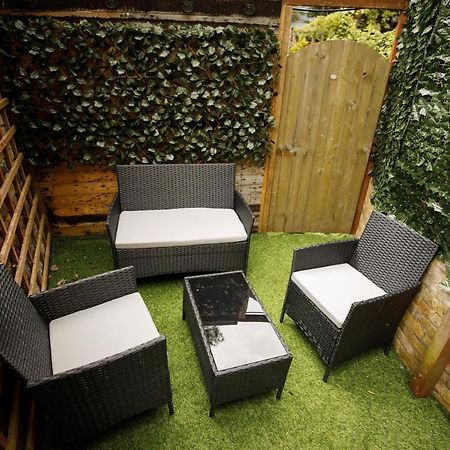 Perfect Location 4Bed 2 Bath Spacious Apartment London Eksteriør bilde