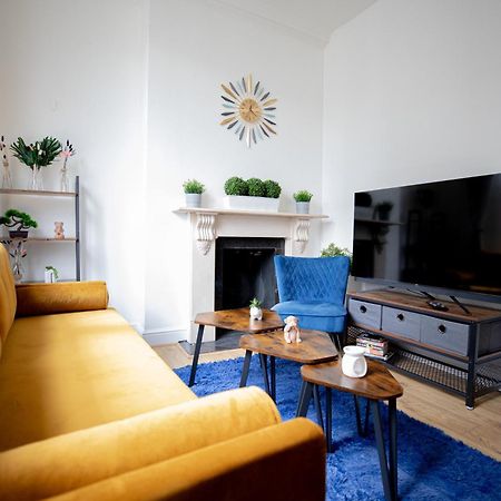 Perfect Location 4Bed 2 Bath Spacious Apartment London Eksteriør bilde