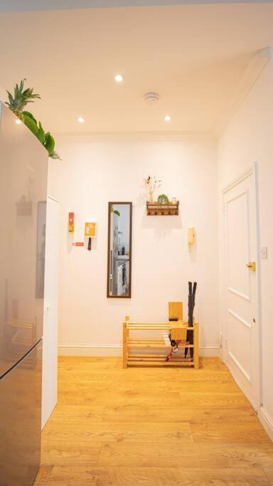 Perfect Location 4Bed 2 Bath Spacious Apartment London Eksteriør bilde