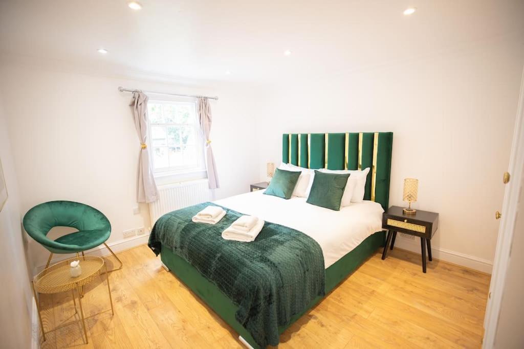 Perfect Location 4Bed 2 Bath Spacious Apartment London Eksteriør bilde