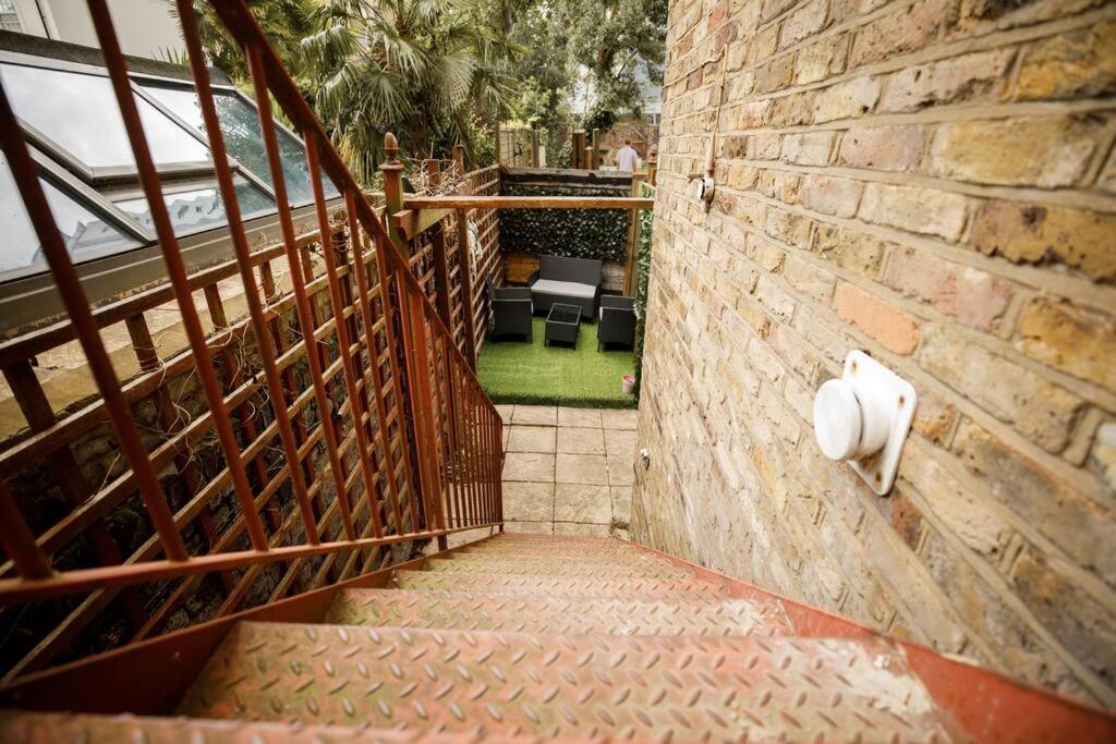 Perfect Location 4Bed 2 Bath Spacious Apartment London Eksteriør bilde